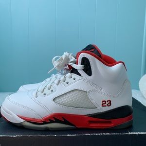 Jordan 5 fire red